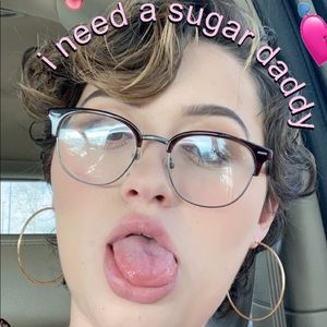 Meet your Posher, Jade